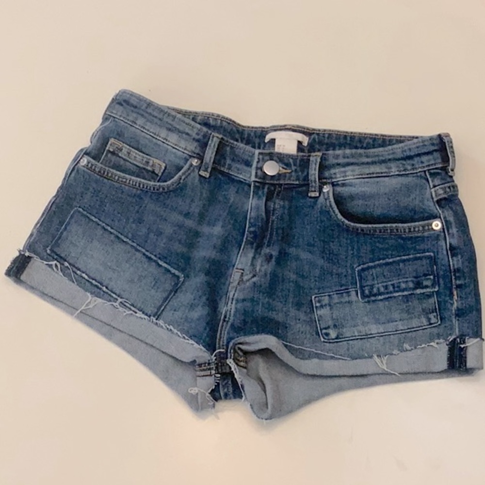 New H&M shorts
